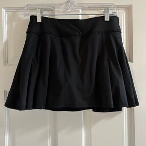 Athleta tennis skirt - size S - black